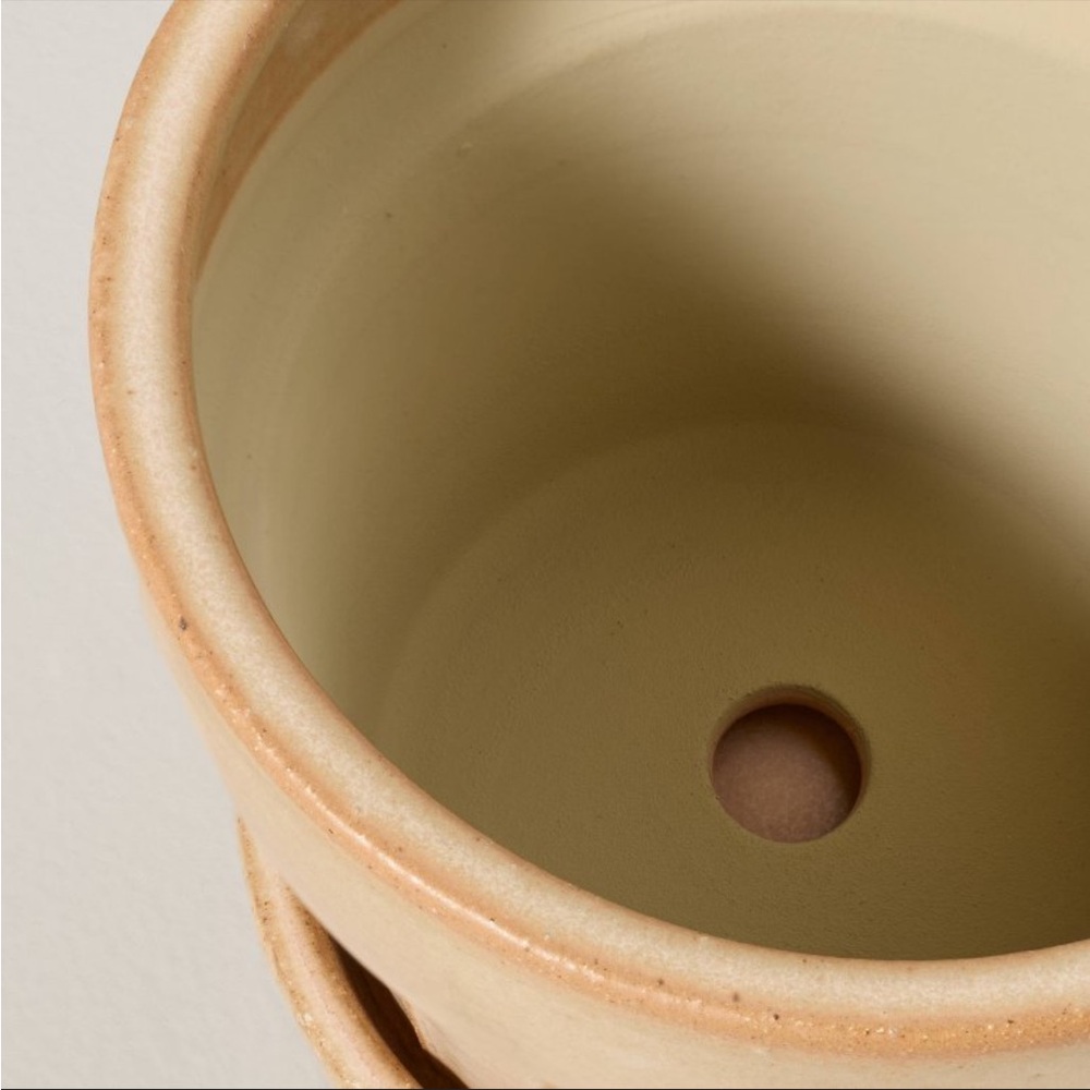 Hearth & Hand Valentine's Heart Accent Stoneware Indoor/Outdoor Planter … - Picture 3 of 3